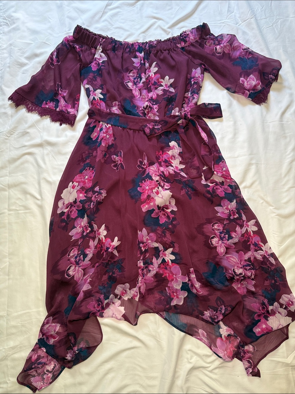 Women's Jennifer Lopez Off-the-Shoulder Shift Dress Size M